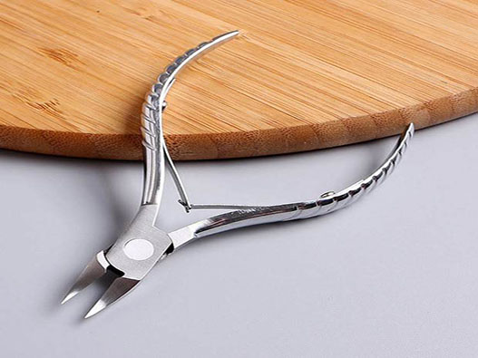 指皮鉗商標注冊哪一類?