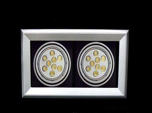 斗膽燈商標注冊哪一類?