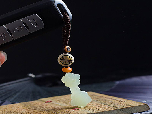 玉掛件商標注冊哪一類?