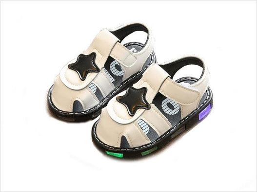 涼鞋商標(biāo)注冊哪一類?