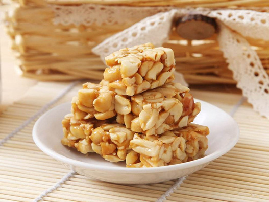 花生酥糖商標(biāo)注冊(cè)屬于哪一類(lèi)？