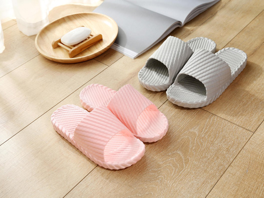 拖鞋商標(biāo)注冊(cè)的材料是什么?